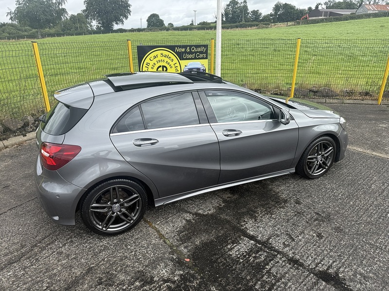 Mercedes-Benz A180d AMG Line Premium Plus (Pan Roof) 1.5 5dr Hatchback Manual Diesel