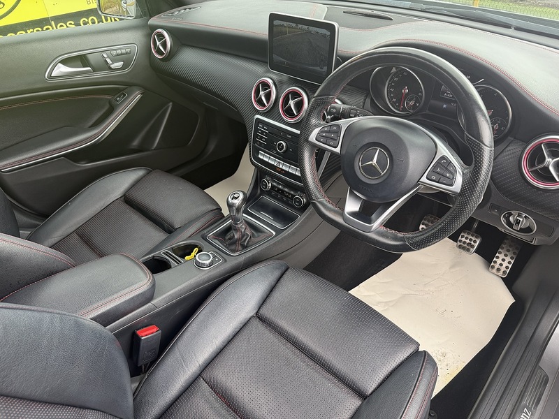 Mercedes-Benz A180d AMG Line Premium Plus (Pan Roof) 1.5 5dr Hatchback Manual Diesel