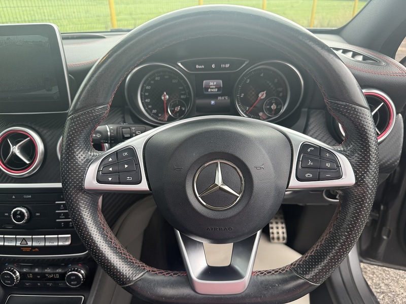 Mercedes-Benz A180d AMG Line Premium Plus (Pan Roof) 1.5 5dr Hatchback Manual Diesel