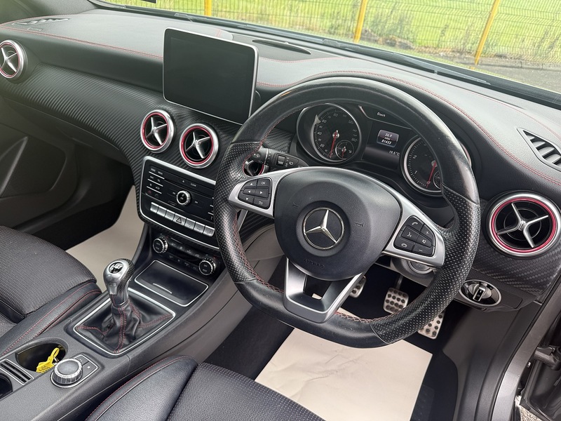 Mercedes-Benz A180d AMG Line Premium Plus (Pan Roof) 1.5 5dr Hatchback Manual Diesel