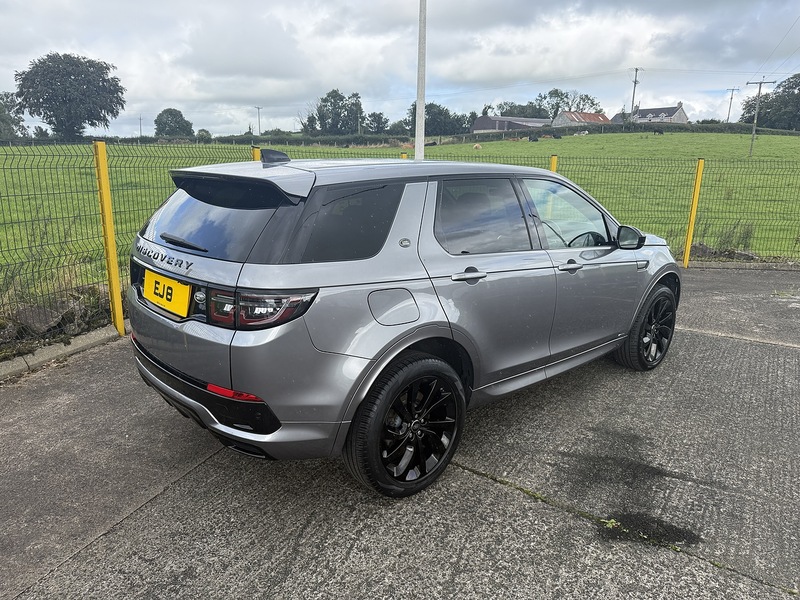 Land Rover 2.0 D180 MHEV R-Dynamic SE SUV 5dr Diesel Auto 4WD Euro 6 (s/s) (180 ps)