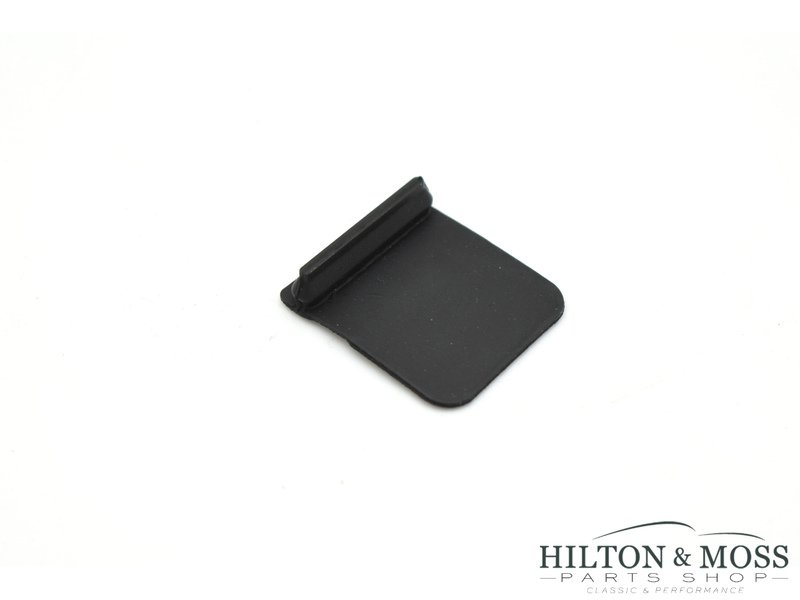 Gate flap for baffled sump Image 3