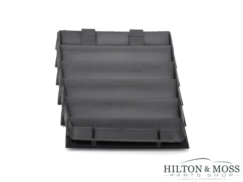 Lotus Elise S2 	Engine Cover Outlet Grille, RH Rear Image 4