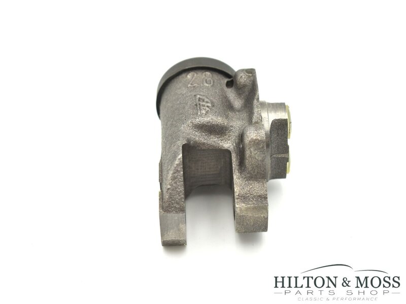 Mercedes W111/W121 190SL Wheel Cylinder Right Image 2