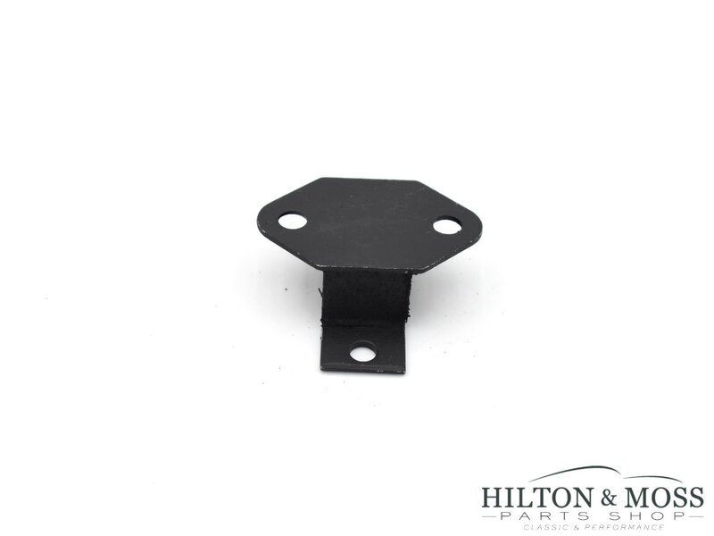 Jaguar E-Type S1 / S2 / Mk1 3.4 / XK140 / XK150 Exhaust Centre Silencer Mount Image 4