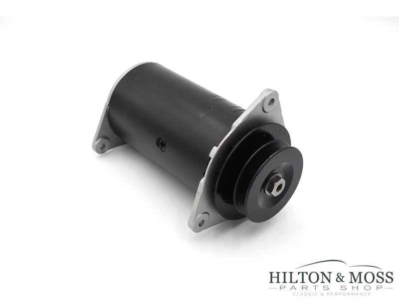 Lucas C42 / Jaguar S1 3.8 E-Type Dynamo Exchange Image 1