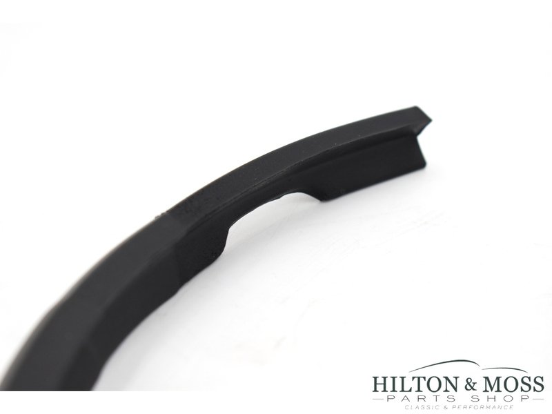 Jaguar E-Type S1 / S2 NOT 2+2 Door sill rubber seal strip Image 4