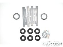 Mercedes W113 230SL / 250SL / 280SL Pagoda M127-M130 Exhaust mounting kit Image 3