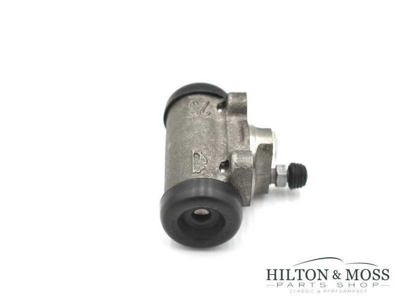 Mercedes W121 190SL, '57 onwards, Rear wheel brake cylinder Image 2