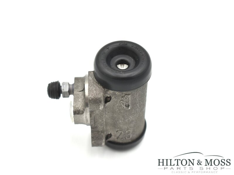 Mercedes W121 190SL, '57 onwards, Rear wheel brake cylinder Image 7
