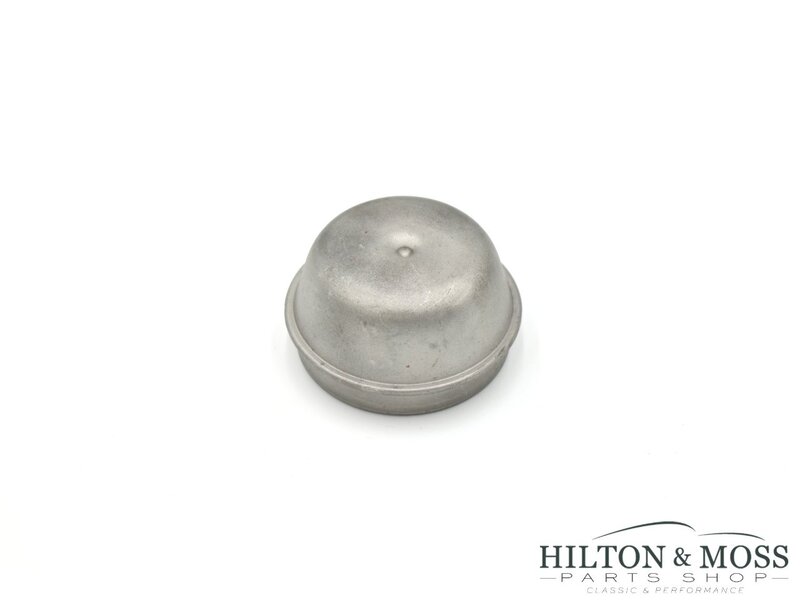 Mercedes front wheel bearing cap Image 2