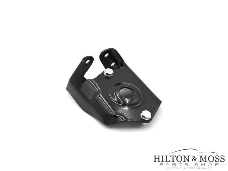 Mercedes W113 230SL Pagoda Early rear engine mount bracket Image 1