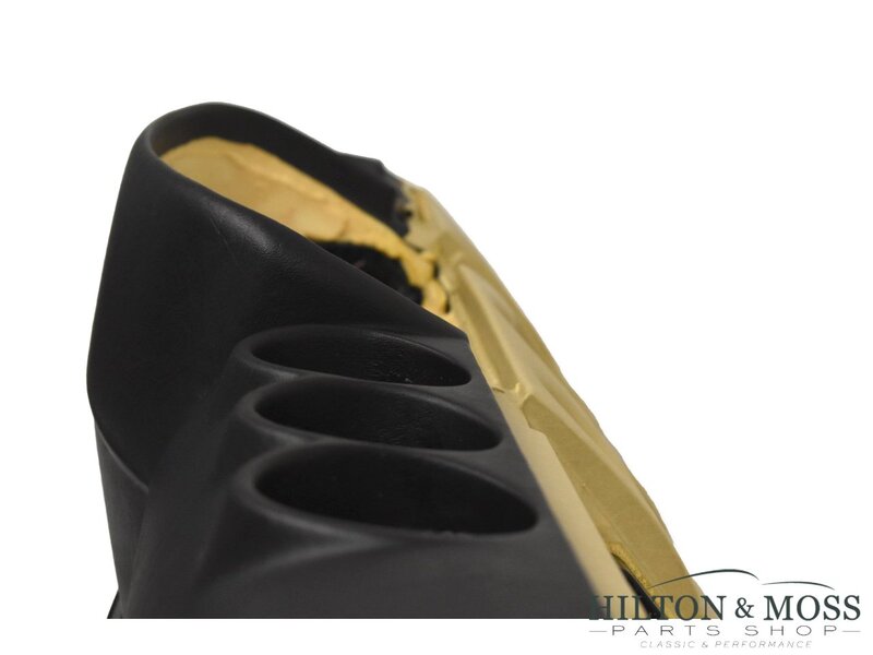 Mercedes R107 RHD Dashboard Black &amp; Cream Image 6