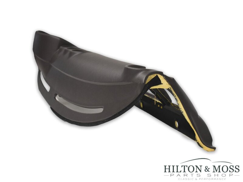 Mercedes R107 RHD Dashboard Brazil Brown Image 8