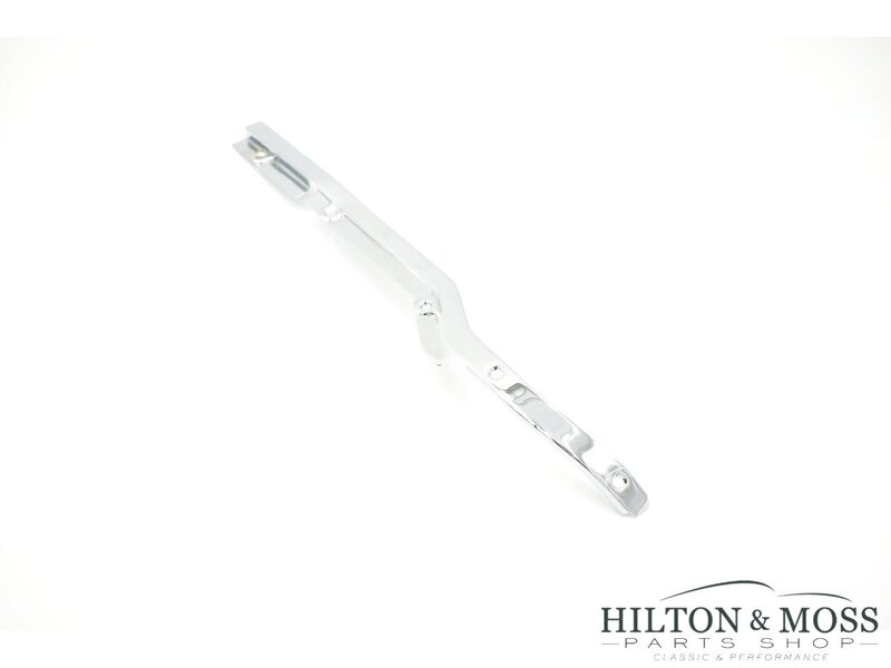 Mercedes W113 Pagoda 230SL / 250SL / 280SL Front door seal holder, front lower left side Image 2