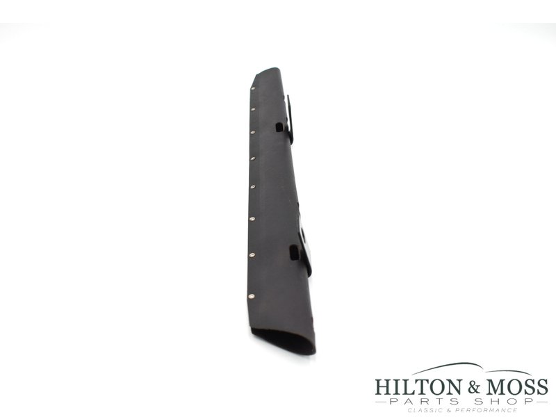 Jaguar E-Type S1 4.2 / S2 H.T Lead Conduit Image 4