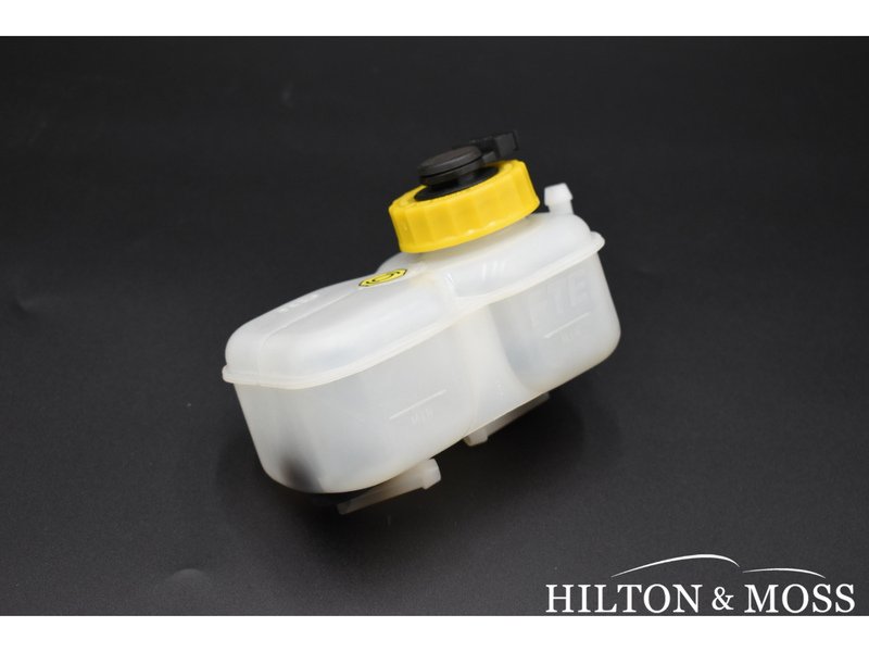 Lotus Elise / Exige S2 / S3 / Evora  Brake / Clutch Reservoir Image 7