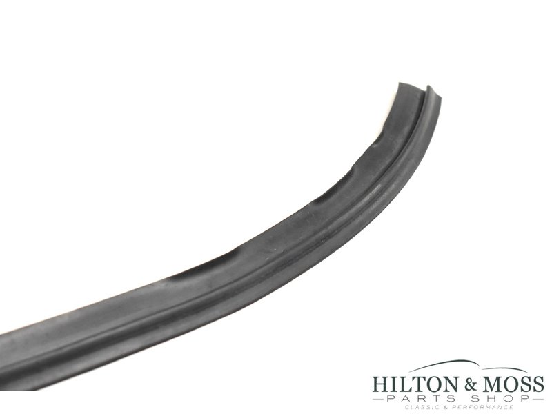 Jaguar E-Type S2 Rear Bumper to Body Seal Image 5