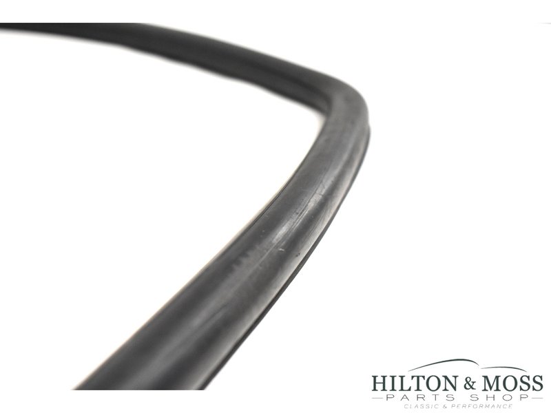 Jaguar E-Type S1 / S2 FHC Front Windscreen Rubber Seal Image 5