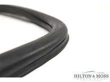 Jaguar E-Type S1 / S2 / S3 Rear Windscreen Rubber Seal Image 4