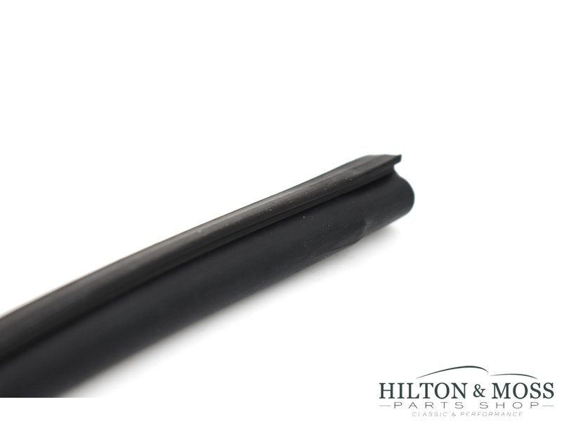 Jaguar E-Type S1 / S2 / S3 2+2 / S3 Roadster A-Post Rubber Seal Right RH Image 6