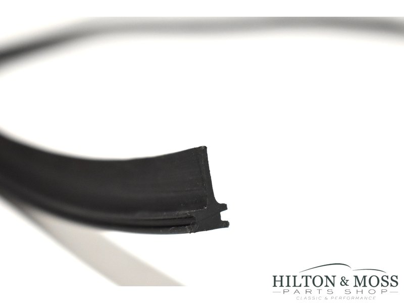 Jaguar E-Type S1 / S2 FHC Door Frame Seal Image 5