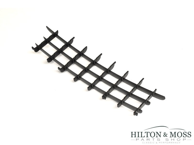 Lotus Elise S2 Front Grill With 80mm Driving Lights Image 3