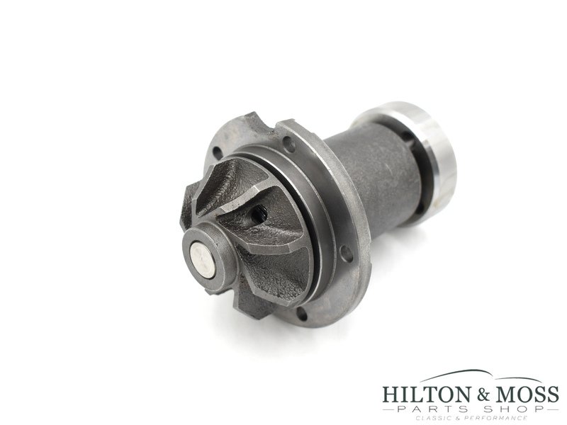 Mercedes W108 / W111 / W113 Pagoda Waterpump Image 3
