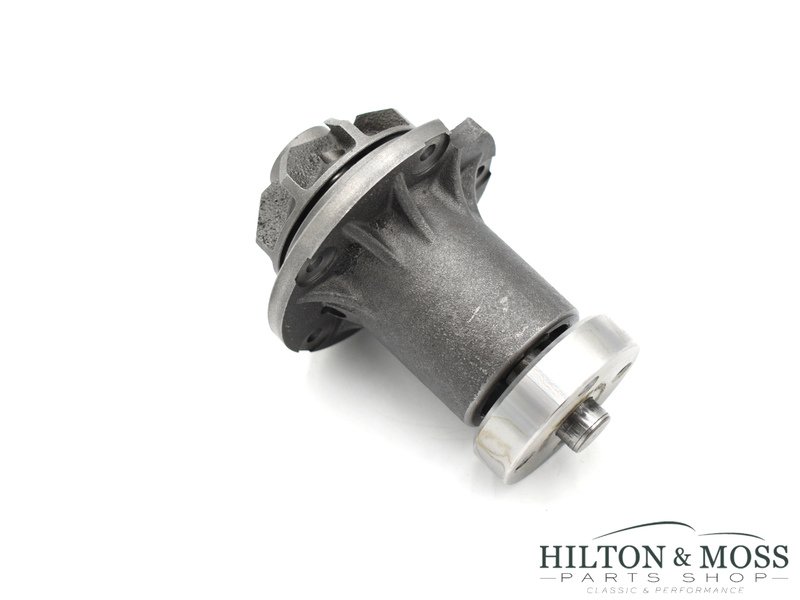 Mercedes W108 / W111 / W113 Pagoda Waterpump Image 5