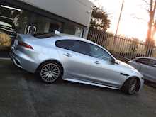 Jaguar XE D180 R-Dynamic S