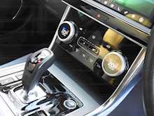 Jaguar XE D180 R-Dynamic S