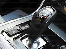 Jaguar XE D180 R-Dynamic S