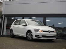 Volkswagen Golf TSI BlueMotion Tech S