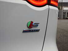 Jaguar F-PACE D300 V6 S