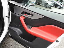 Jaguar F-PACE D300 V6 S