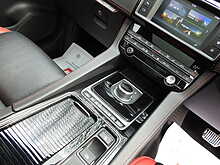 Jaguar F-PACE D300 V6 S