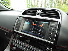 Jaguar F-PACE D300 V6 S