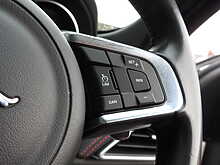 Jaguar F-PACE D300 V6 S