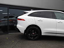 Jaguar F-PACE D300 V6 S