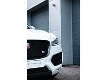 Jaguar F-PACE D300 V6 S