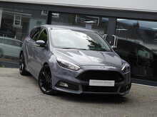 Ford Focus T EcoBoost ST-3