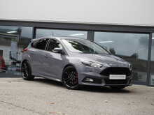 Ford Focus T EcoBoost ST-3