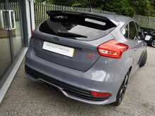 Ford Focus T EcoBoost ST-3