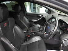Ford Focus T EcoBoost ST-3