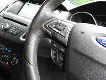 Ford Focus T EcoBoost ST-3