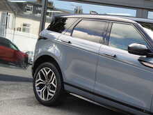 Land Rover Range Rover Evoque D180 First Edition