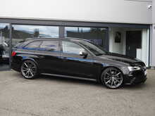 Audi RS4 Avant FSI V8