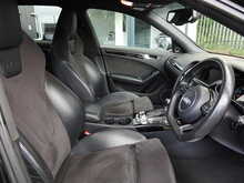 Audi RS4 Avant FSI V8