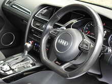 Audi RS4 Avant FSI V8