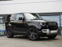 Land Rover Defender 90 P300 SE